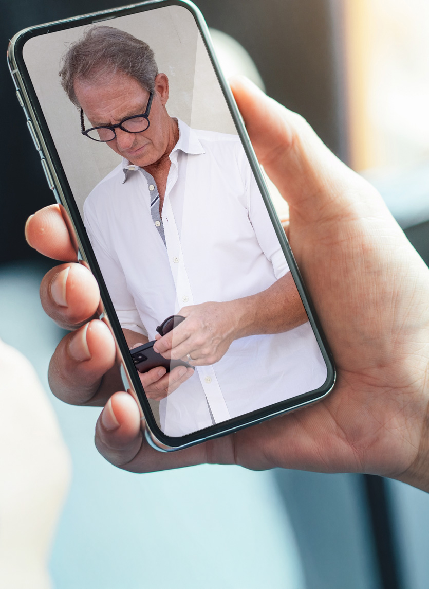 content_mobilehand_medMobile content_mobilehand_medMobile
